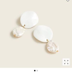 Freshwater Pearl disc earrings